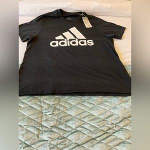 BNWT Adidas t-shirt